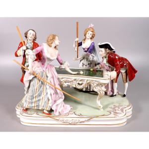 Scène Galante 4 joueurs autour d'un billard - Porcelaine de Saxe - Signée par Scheibe Alsbach