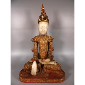 Ancienne Sculpture de Bouddha Birman du XIXème en Bois Doré et Pierre Sculptée