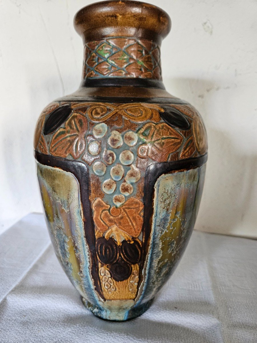 Vase Art Déco De Joseph Mougin  (1876  -  1961) En Grès émaillé.