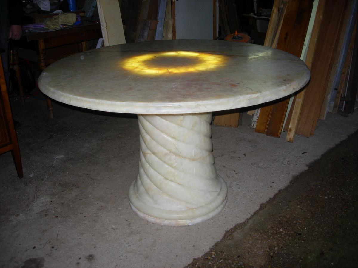 Spectacular Round Table Onyx In-photo-4