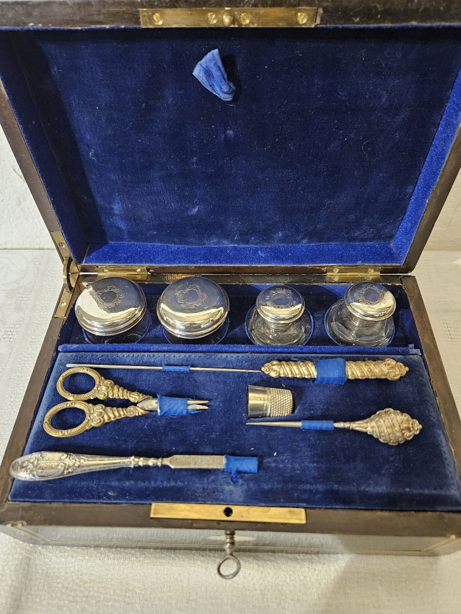 Coffret Nécessaire De Voyage - Cristal Et Argent  - époque Napoléon III