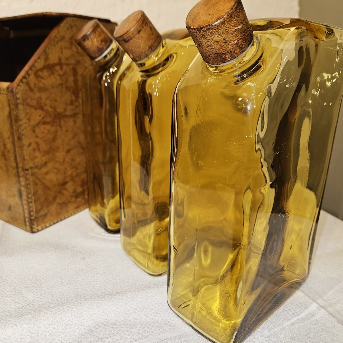 Coffret cave à boissons Tantalus  faux livres  - époque début 20ème --photo-1