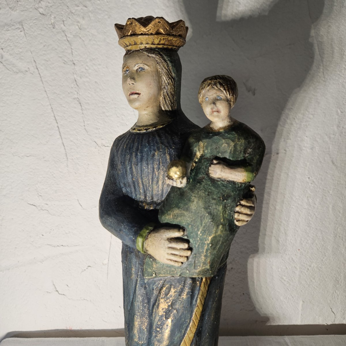 Vierge à l'enfant bois sculpté polychrome,  colonies Hispaniques XVIIème  siécle .-photo-4