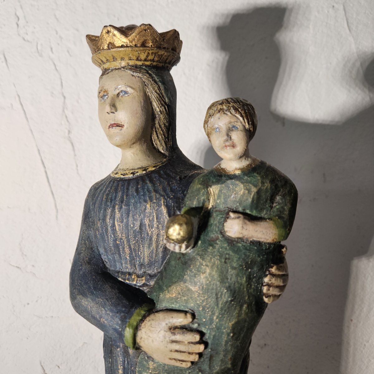 Vierge à l'enfant bois sculpté polychrome,  colonies Hispaniques XVIIème  siécle .-photo-7