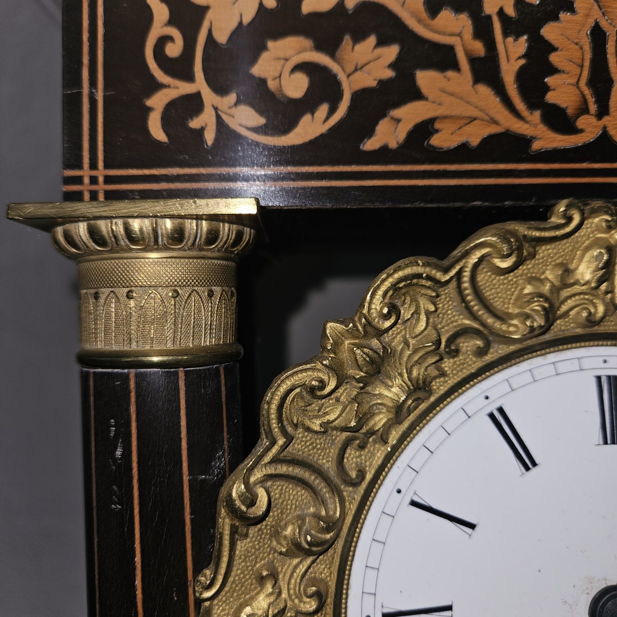 Charles X-era Clock  -  19th Century  - Rosewood And Marquetry  -  Gilded Bronze Decoration --photo-2