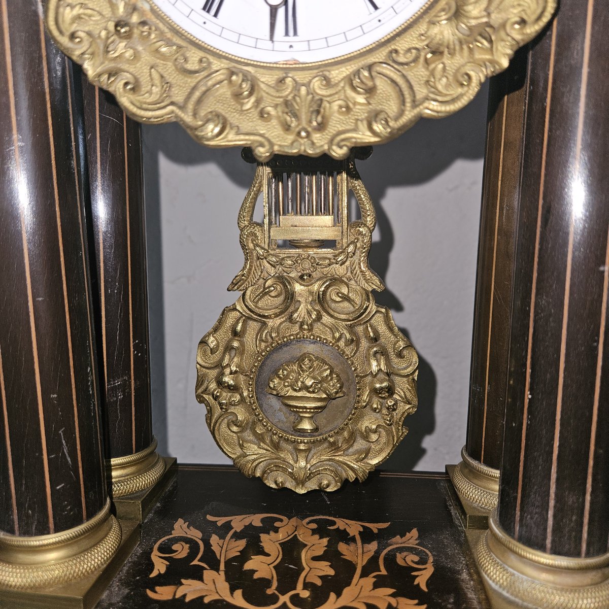 Charles X-era Clock  -  19th Century  - Rosewood And Marquetry  -  Gilded Bronze Decoration --photo-2
