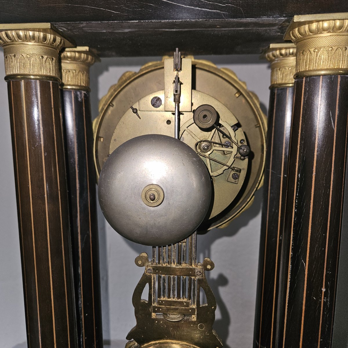 Charles X-era Clock  -  19th Century  - Rosewood And Marquetry  -  Gilded Bronze Decoration --photo-7