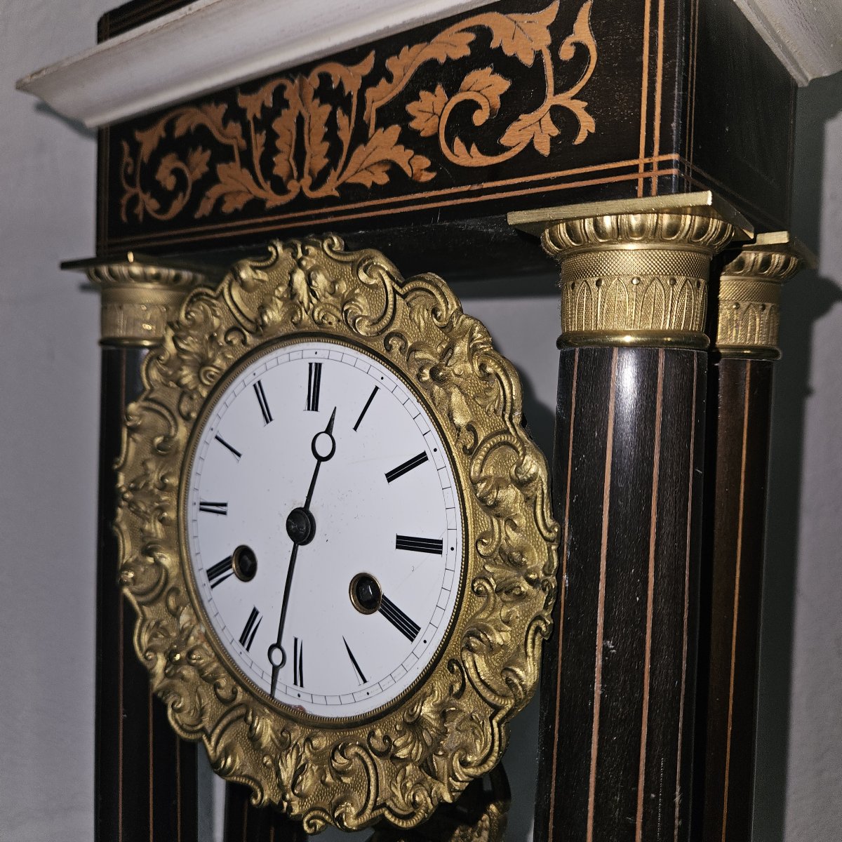 Charles X-era Clock  -  19th Century  - Rosewood And Marquetry  -  Gilded Bronze Decoration --photo-8