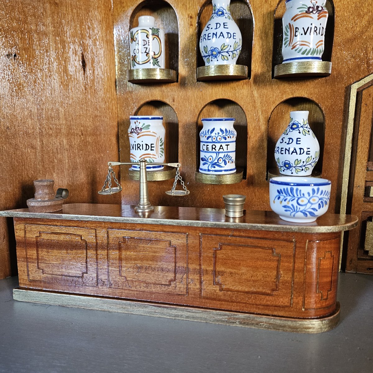 Model Of A Miniature Pharmacy — Collectible Item — 20th Century.-photo-4