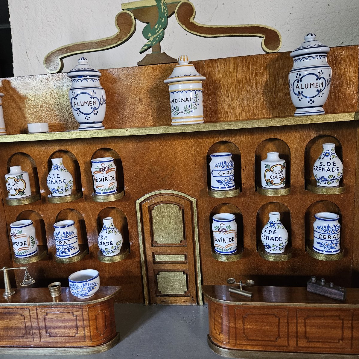 Model Of A Miniature Pharmacy — Collectible Item — 20th Century.-photo-3