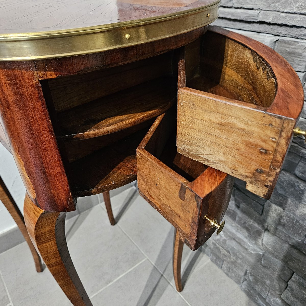 Rare Louis XV-period Chiffonnière Table Attributed To Pierre Roussel (1723–1782)-photo-3