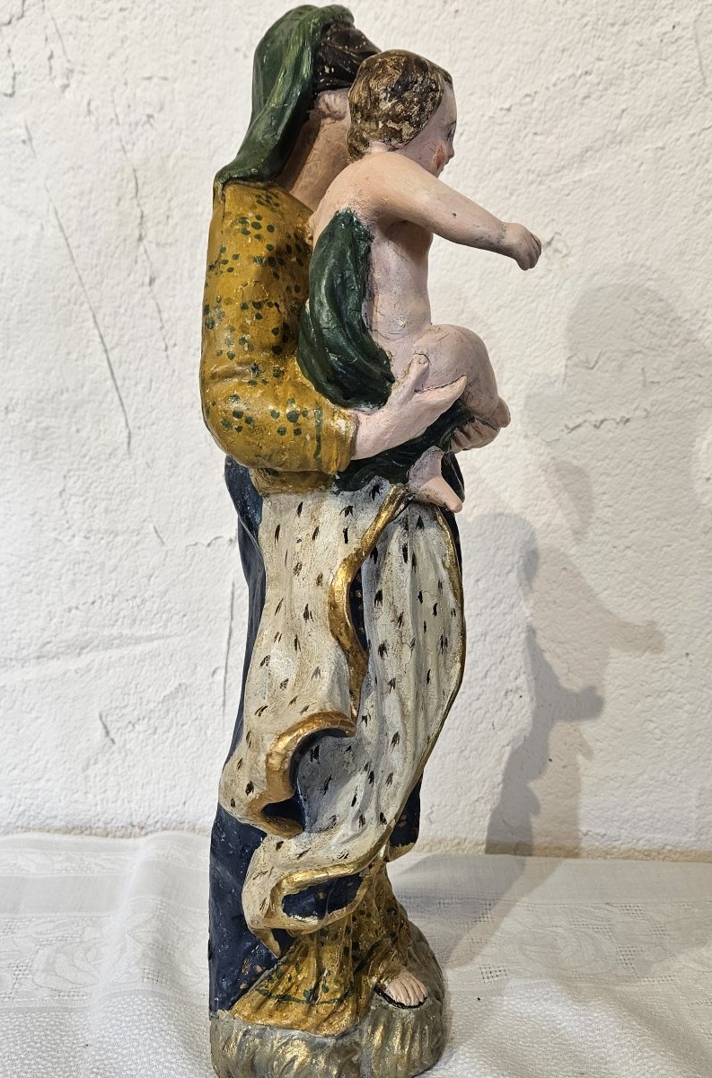 Vierge à l'enfant -  école du 19ème  -  en terre cuite polychrome  et dorée --photo-1
