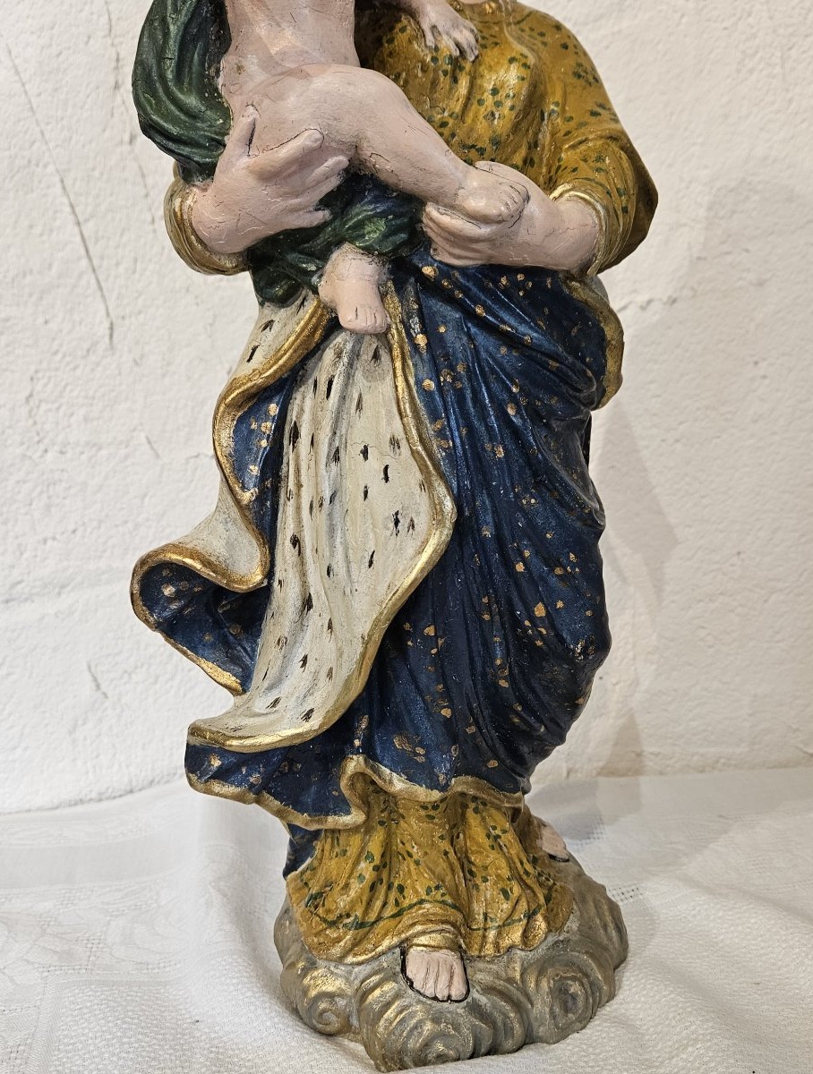 Vierge à l'enfant -  école du 19ème  -  en terre cuite polychrome  et dorée --photo-3