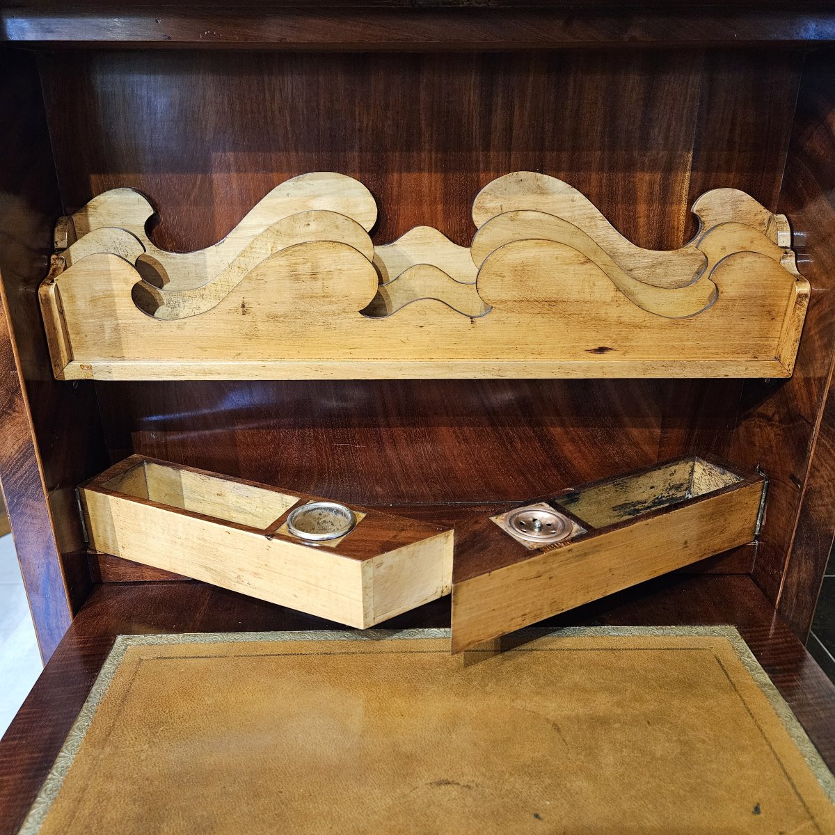 Secretary  -  Love Note  -  Desk  -  19th Century  --photo-4
