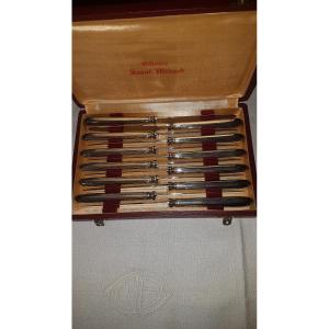 12 Silver Metal Cheese Knives - Goldsmith St Medard -