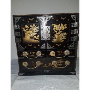 Japanese Lacquer Cabinet - 19th Time