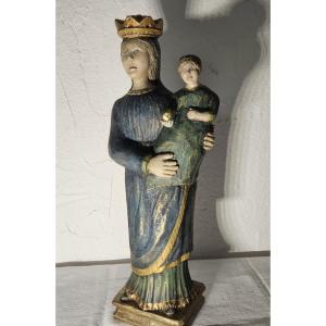 Polychrome Carved Wooden Virgin And Child, 17th-century Spanish Colonies.