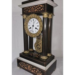 Charles X-era Clock  -  19th Century  - Rosewood And Marquetry  -  Gilded Bronze Decoration -