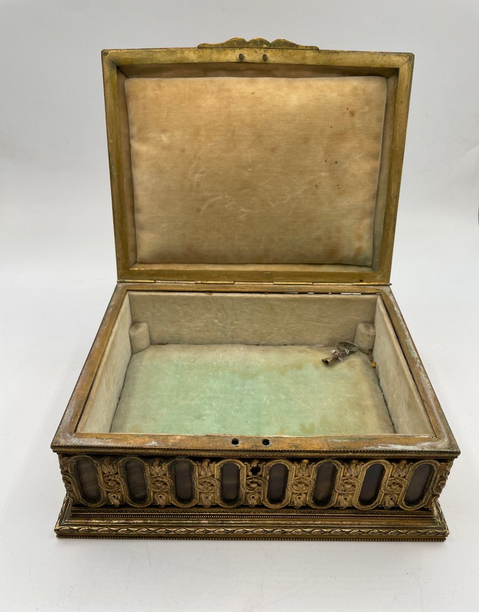 Gilt Bronze Jewelry Box - Wood Marquetry Medallion - Key-photo-3