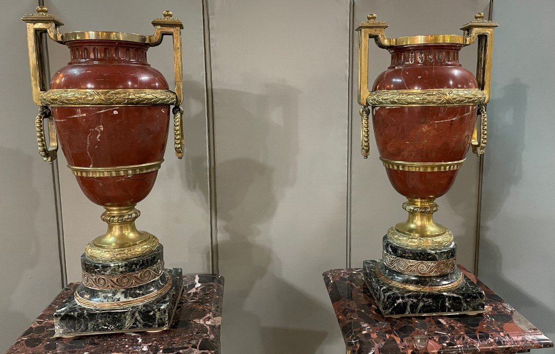 2 Vases Mabre Rouge  - Monture Bronze  doré-  H : 50cm  style LXVI-photo-2