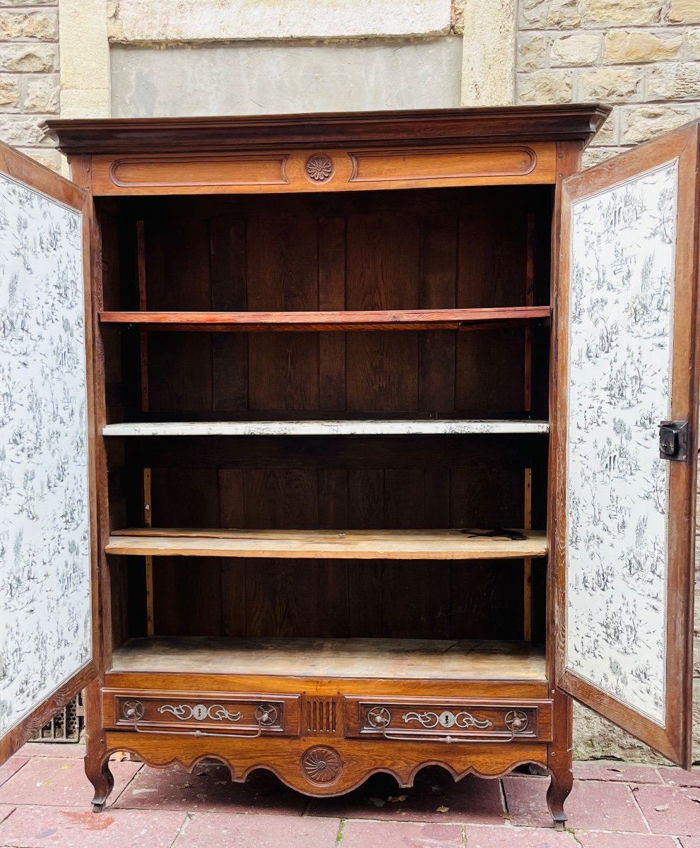 Beautiful Lorraine Oak Cabinet From The 18th Century-photo-4