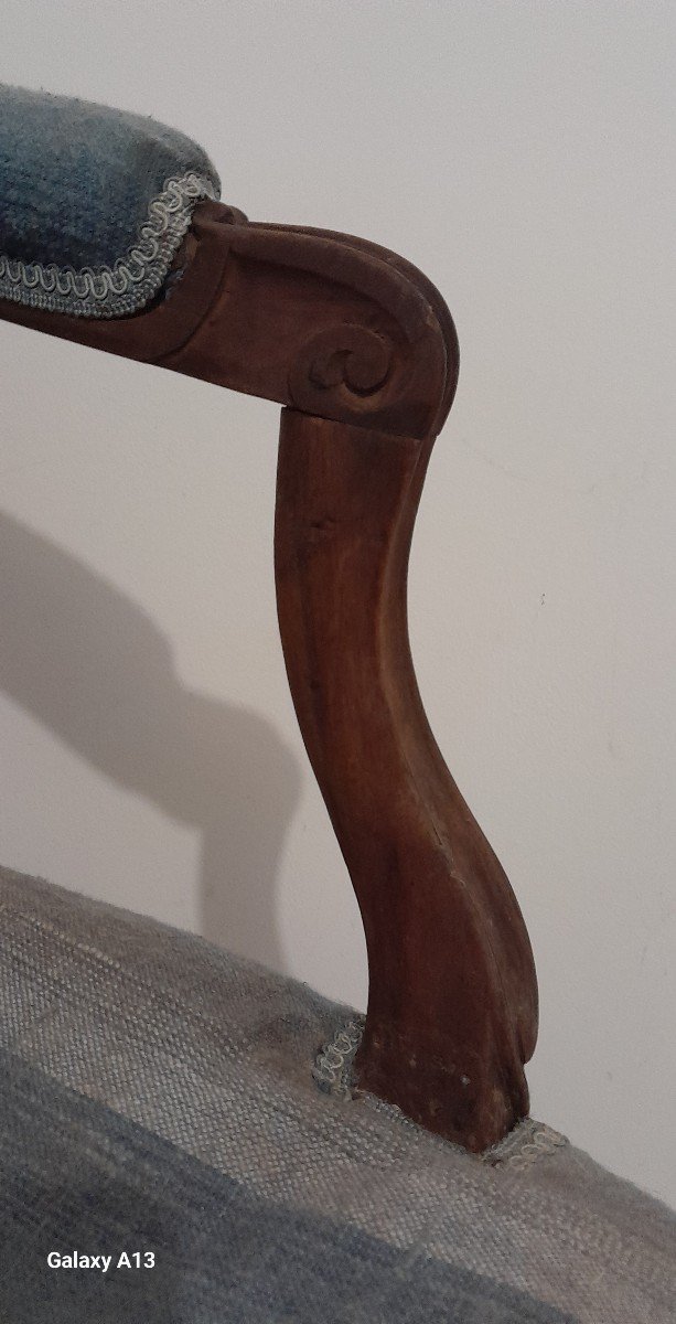 Fauteuil En Noyer d'époque Louis XV, 18ème. -photo-4