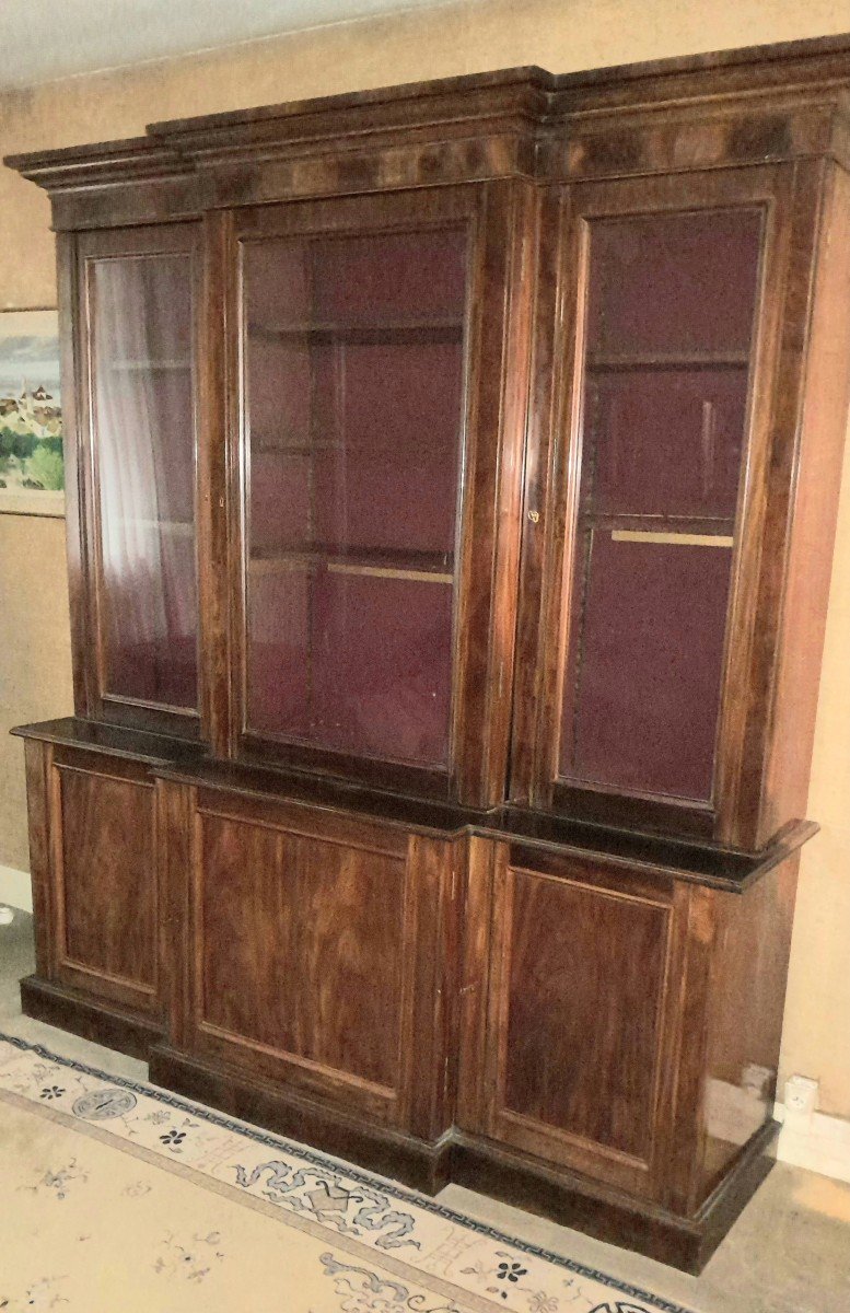 Bibliothèque En Acajou De Style Louis Philippe, d'époque XX ème 