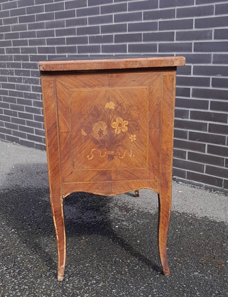 Transition Style Marquetry Sauté Commode, 19th Century. -photo-7