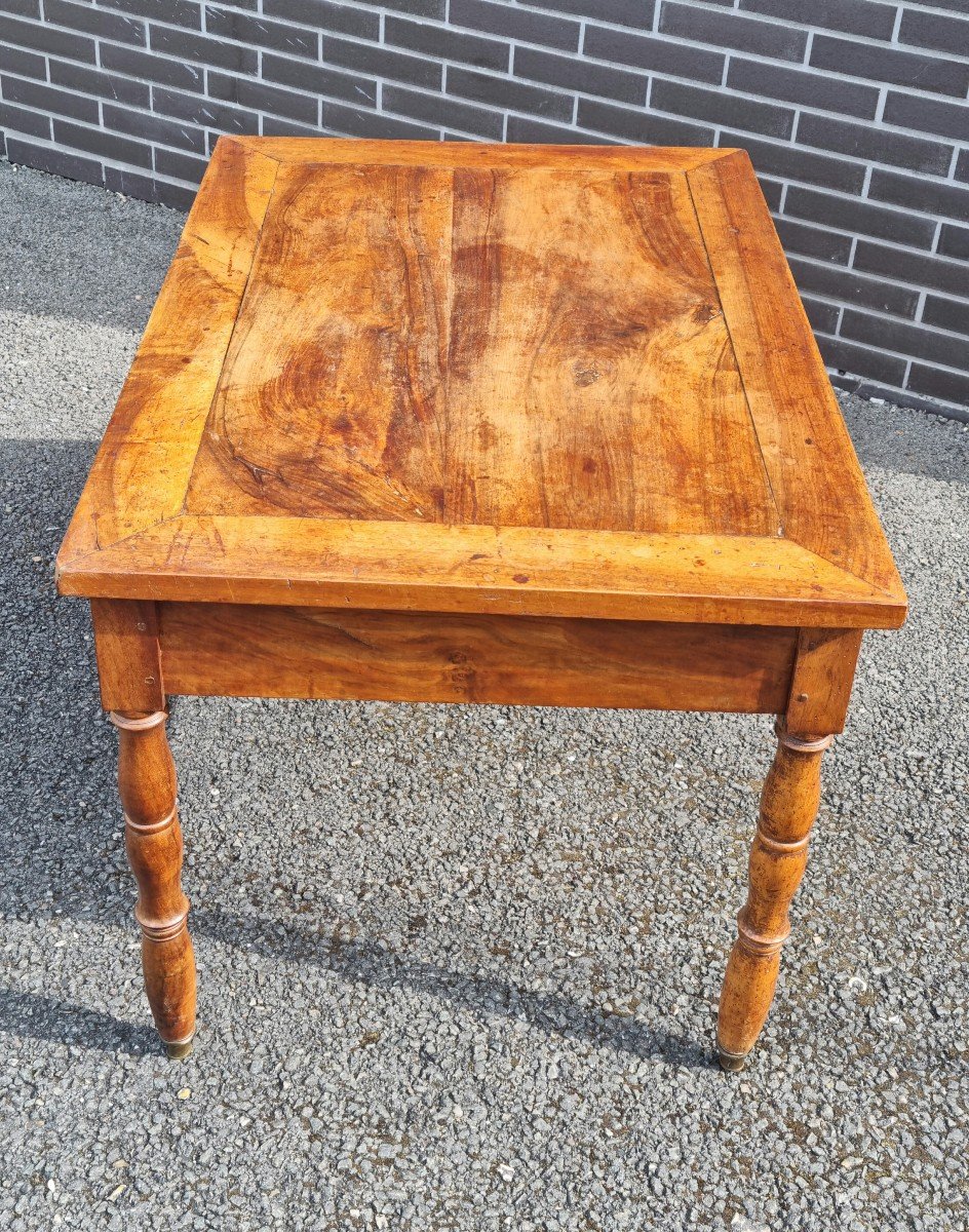 Walnut Living Room Table, Restoration Period, 19th. -photo-2