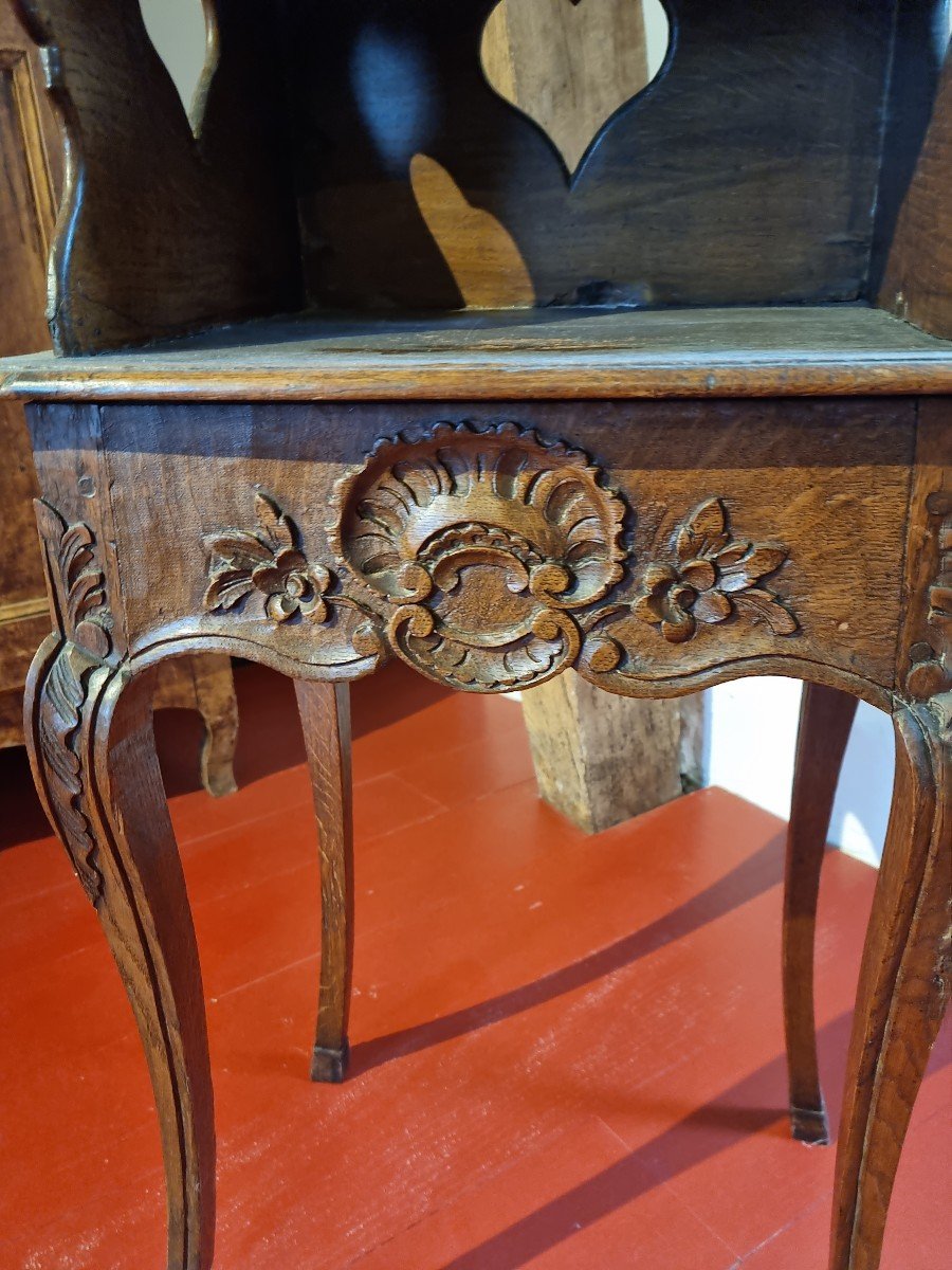 Table de chevet en chêne, moulurée sculptée, Louis XV, d'époque XVIII ème -photo-3