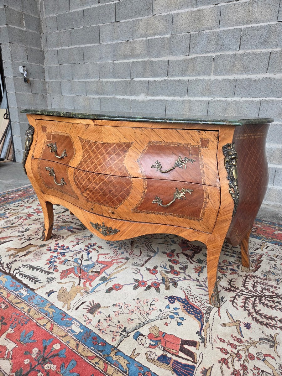 Commode galbée en marqueterie, Louis XV, d'époque XXème -photo-5