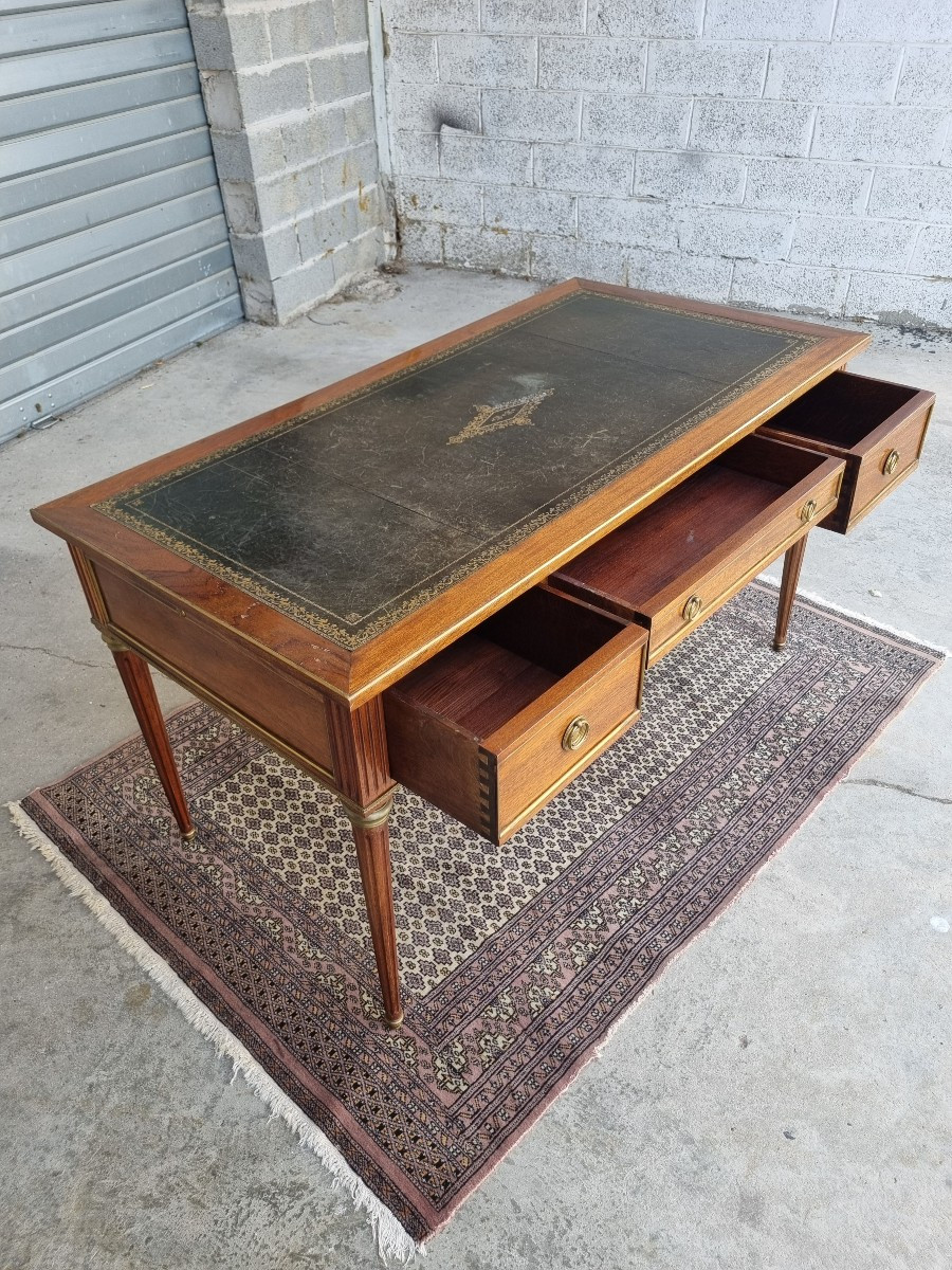 19th Century Louis XVI Style Mahogany Desk -photo-4