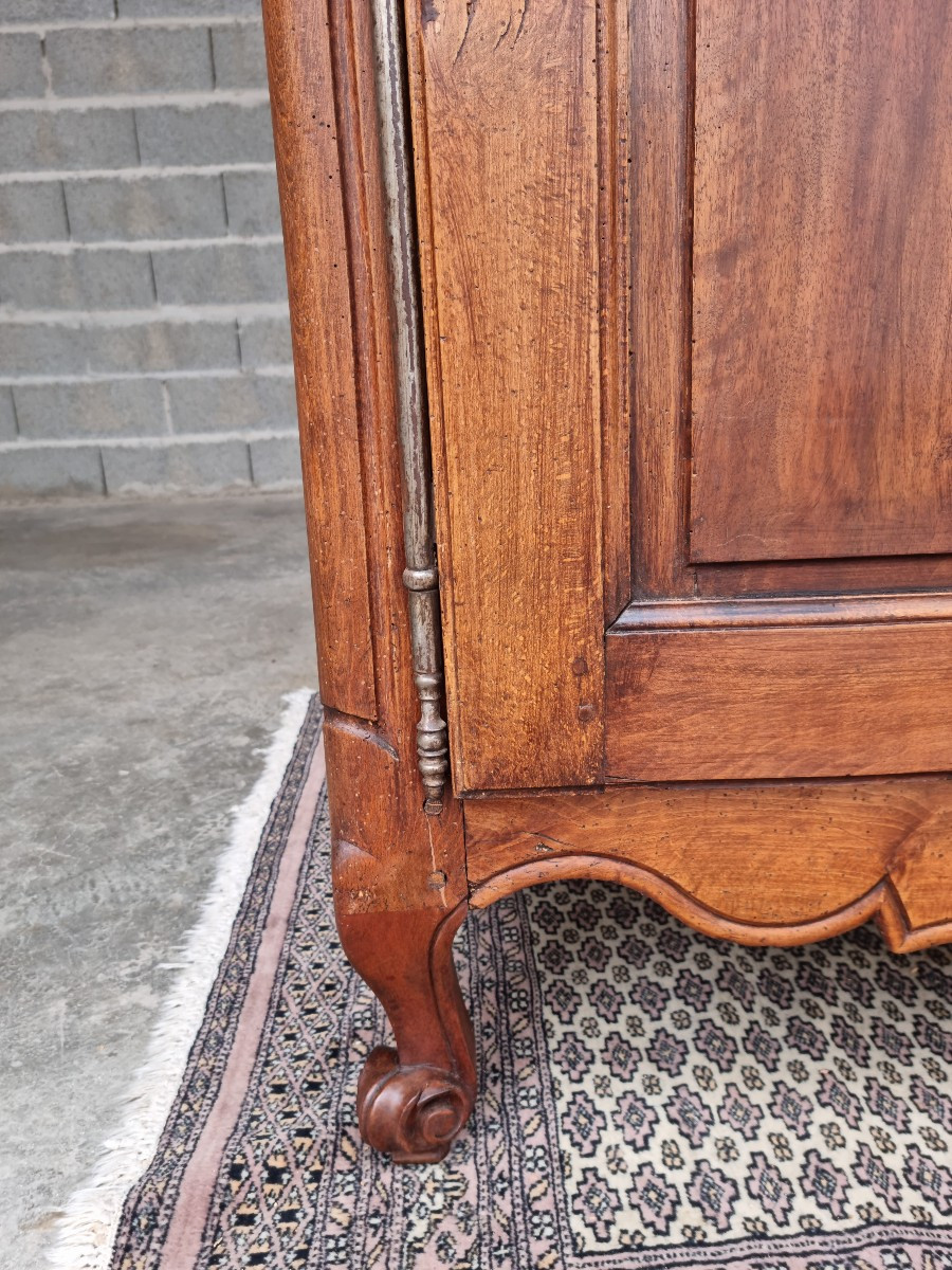 Walnut Armoire, Carved Molding, Louis XV From The 18th Century. -photo-5