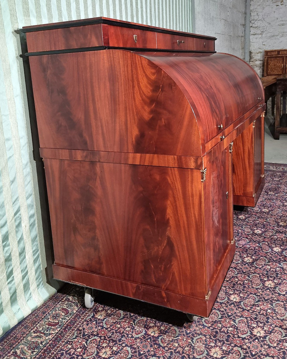Bureau à cylindre en acajou. De milieu, style Empire d'époque XXème-photo-6