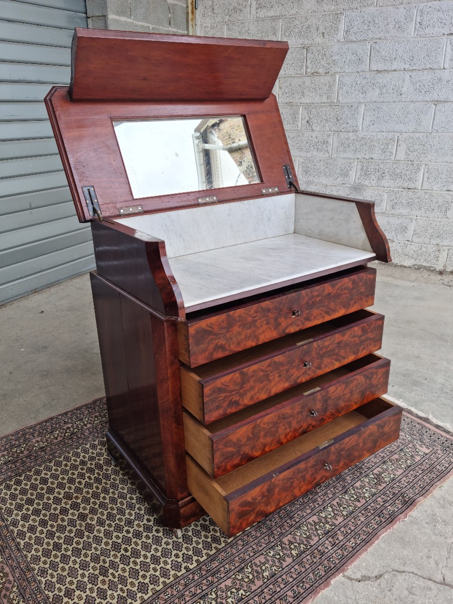Commode de toilette, en acajou, Louis Philippe d'époque 19ème. -photo-2