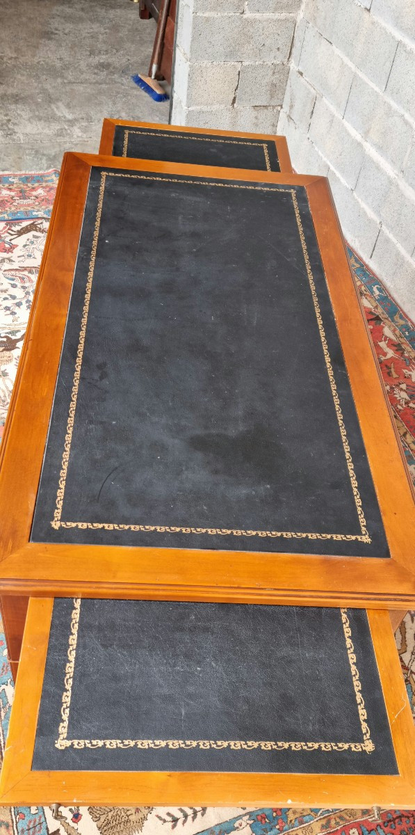 Bureau de milieu, en merisier clair, deux tirettes. Louis XVI , d'époque XXᵉ siècle – -photo-5