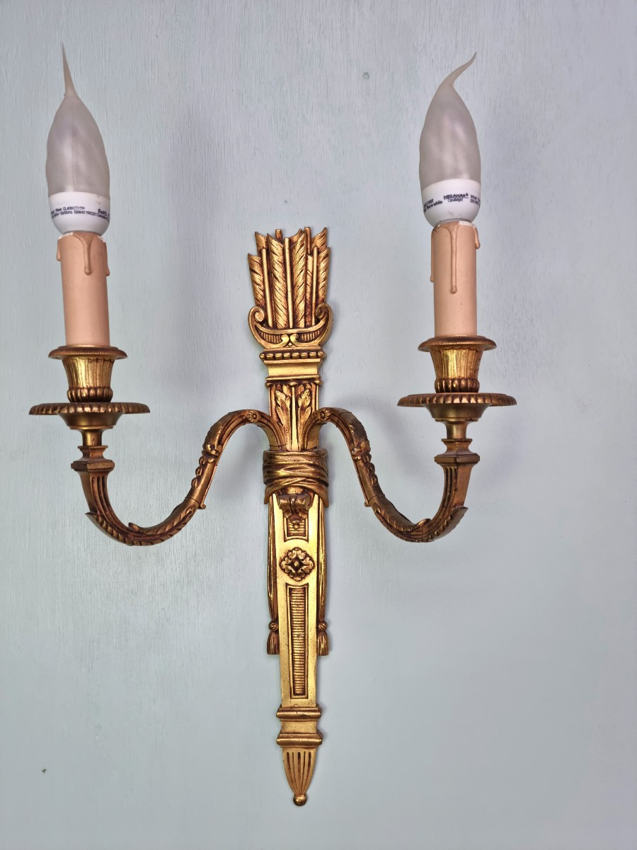Paire d’appliques en bronze doré,  Louis XVI, d'époque XIXème.-photo-3