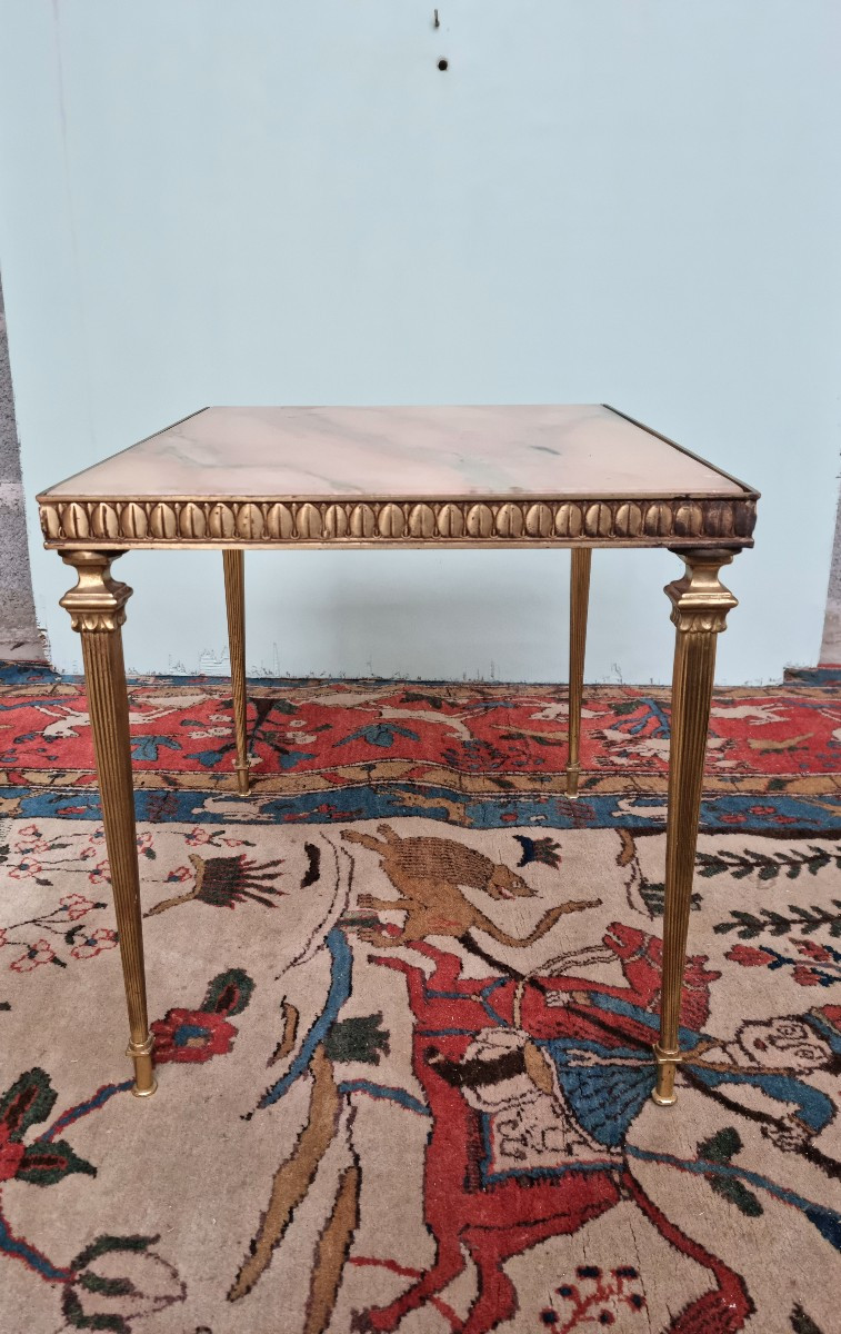Table basse en bronze doré et marbre rose , Louis XVI, d'époque XXᵉ siècle-photo-4