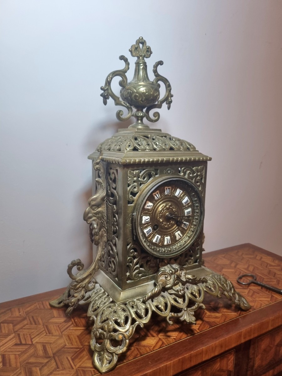 Pendule de cheminée Napoléon III en bronze doré ajouré, XIXᵉ siècle-photo-2