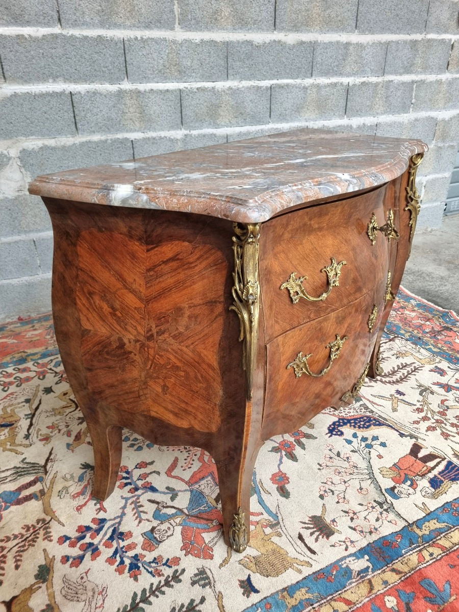 Commode galbée en marqueterie, deux tiroirs, Louis XV d'époque XXème-photo-8