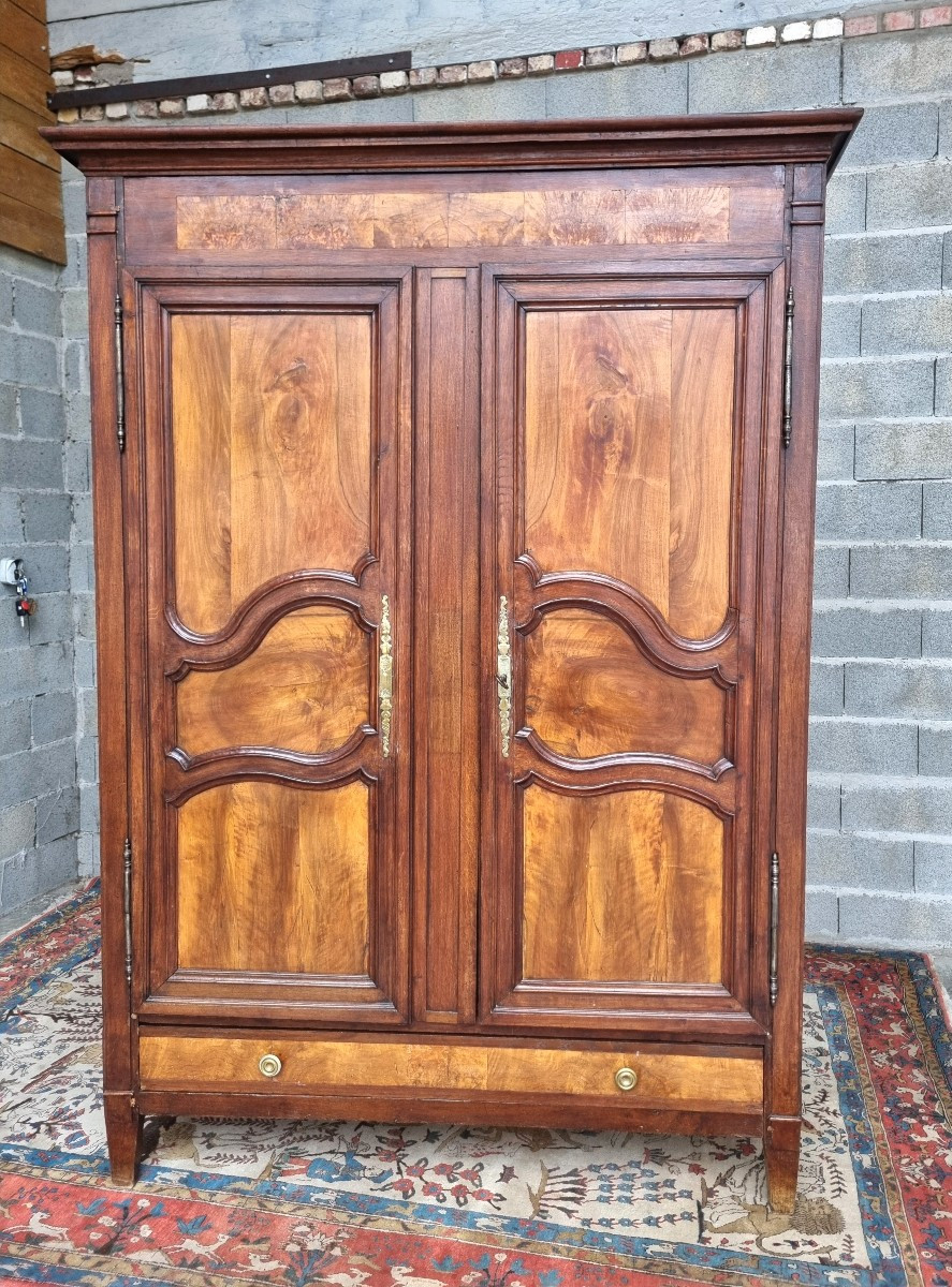 Armoire Louis XVI en chêne et acajou – d'époque XVIIIᵉ siècle