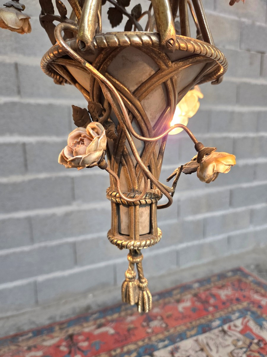 Lustre en bronze doré et patiné,décor de roses, Louis XVI, d'époque fin XIXème -photo-8
