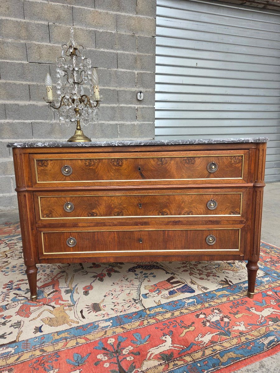 Commode Louis XVI en acajou et filets de laiton, XIXᵉ siècle-photo-5