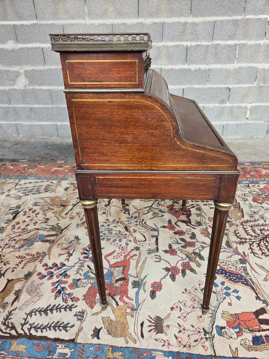  Louis XVI Style Cylinder Desk In Mahogany, With A Gallery And Brass Stringing, Late 19th Century -photo-8