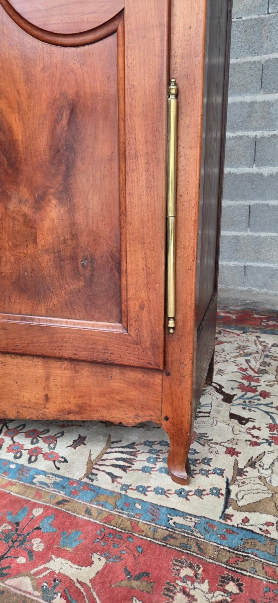 Armoire  Louis XV en merisier – Travail régional du XIXᵉ siècle-photo-7