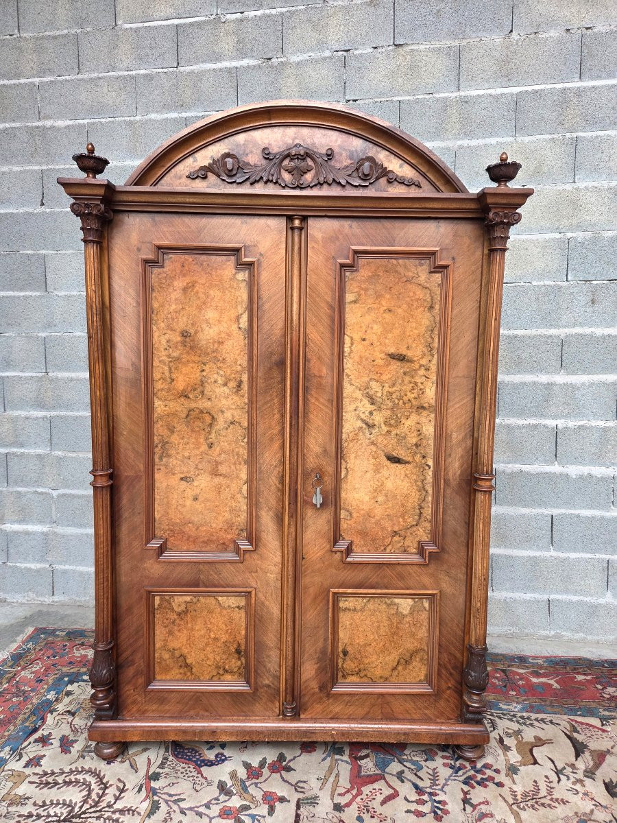 Armoire Néo-Renaissance en Noyer et Loupe de noyer. Est de la France, d'époque XIXᵉ Siècle-photo-5