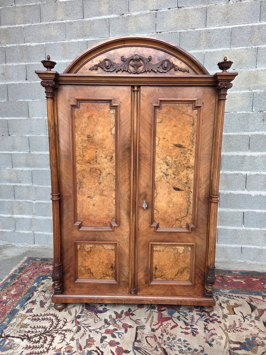 Armoire Néo-Renaissance en Noyer et Loupe de noyer. Est de la France, d'époque XIXᵉ Siècle-photo-7