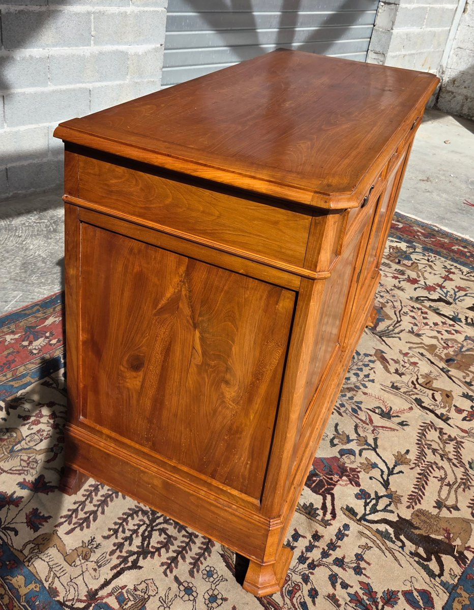 Buffet bas en merisier massif, trois tiroirs, Louis Philippe, Époque XIXᵉ .-photo-4