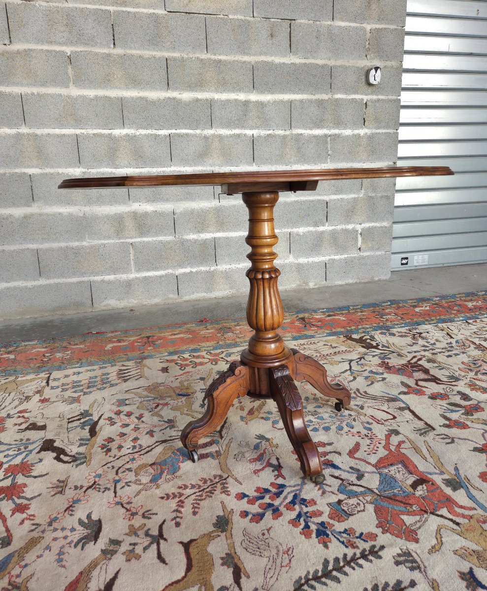  Table guéridon en ronce de  noyer, à plateau basculant, Napoléon III , d'époque XIXème -photo-3