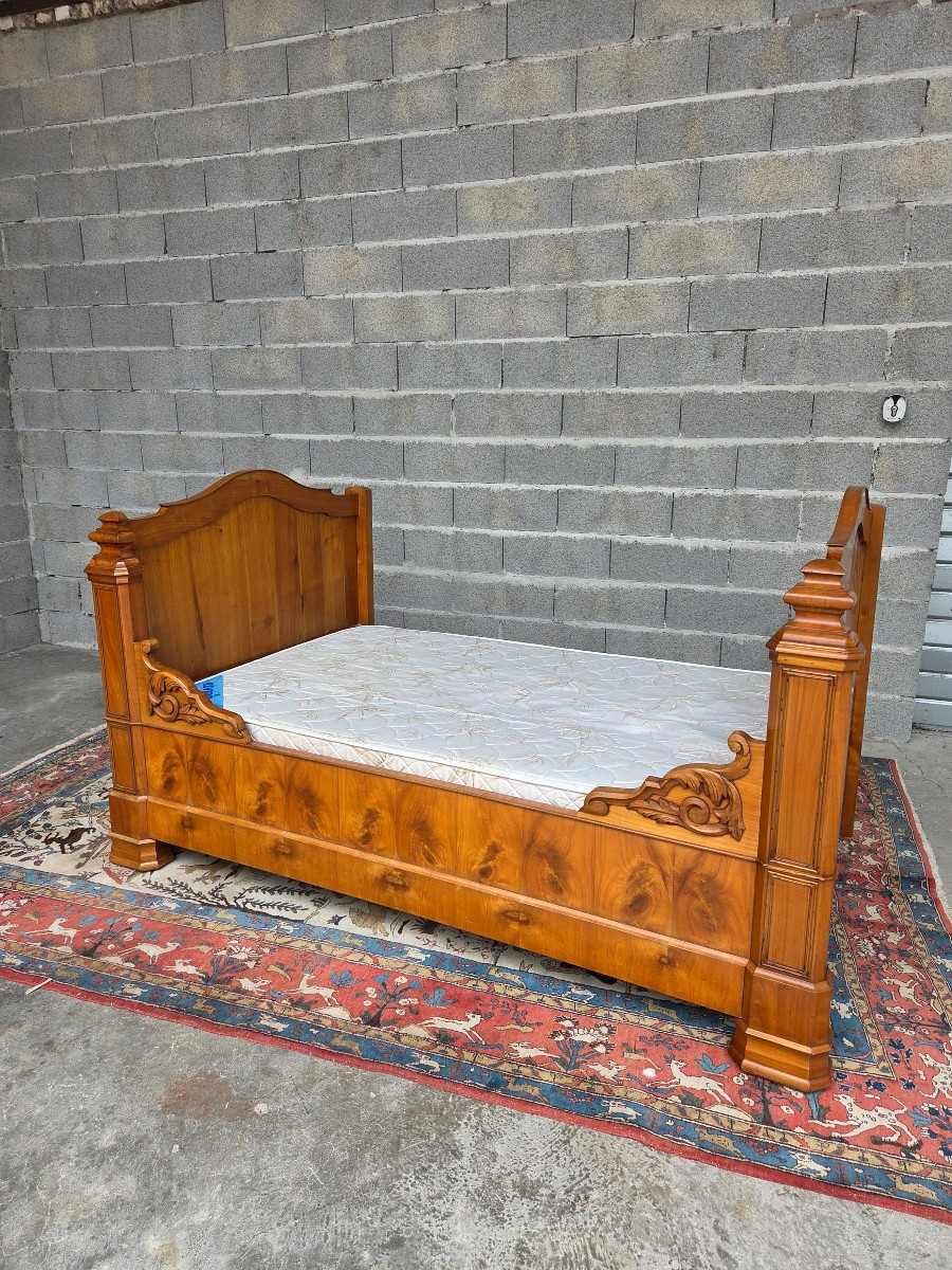 Lit en merisier blond, Louis-Philippe, d'époque XIXème 